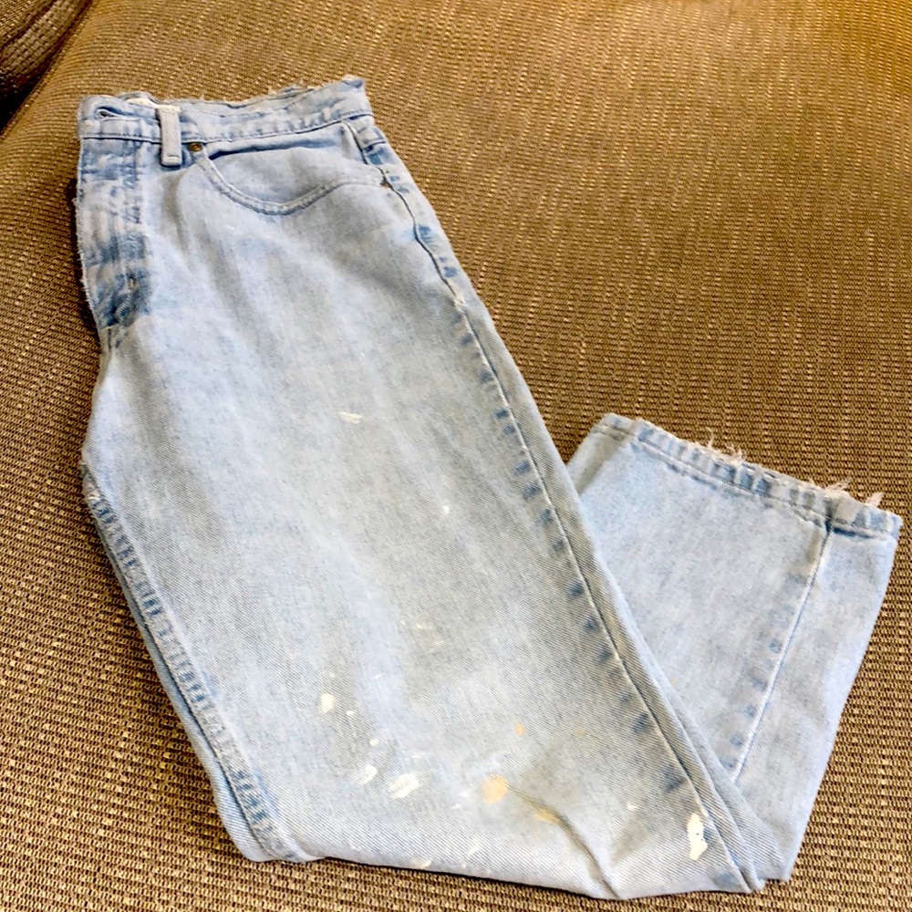 Vintage Geoffrey Beene Sport jeans! Light denim distressed! W30 L36
